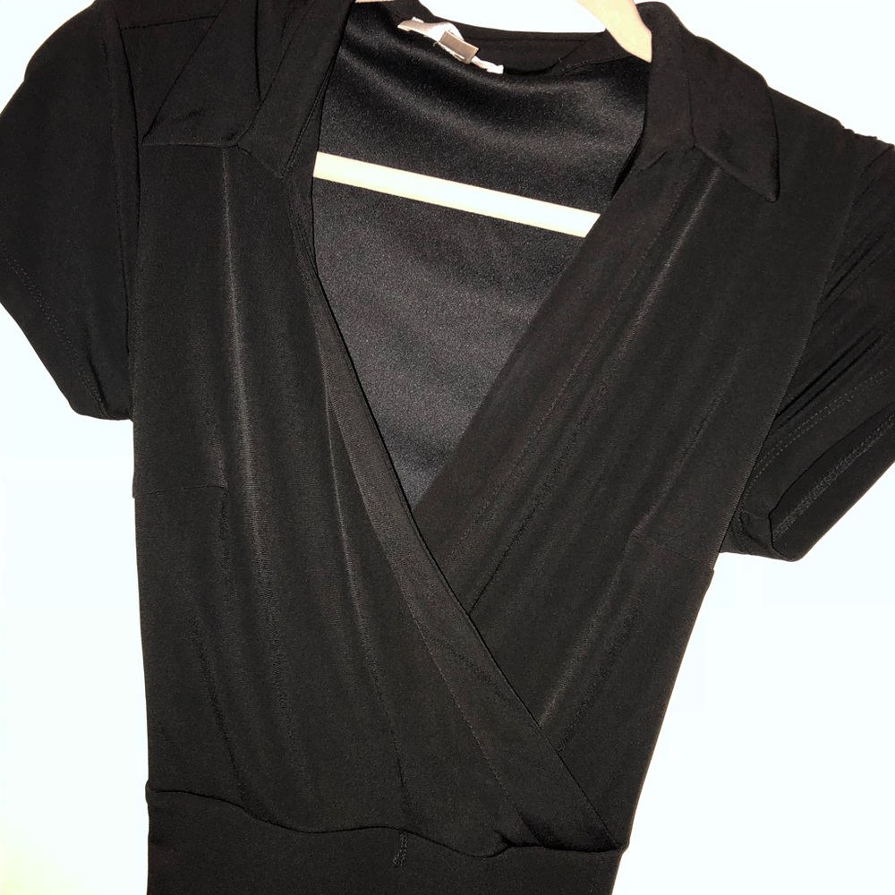 Beautiful black dress w tie around waist